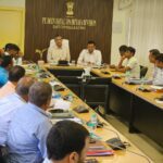 डीयू मंडल में संरक्षा संगोष्ठी आयोजित*  *मंडल रेल प्रबंधक ने कहा— रेल परिचालन में संरक्षा सर्वोपरि