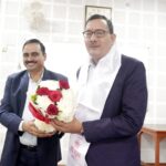 राष्ट्रीय सेमिनार में डॉ मनोज तिवारी सम्मानित