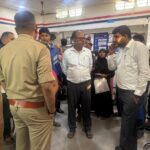 *गैस वितरण व्यवस्था पर प्रशासन हुई सख्त, डीएम दीपक मीणा और एसएसपी डॉ. कौस्तुभ ने किया औचक निरीक्षण