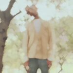 पेड़ से लटकता मिला अधेड़ का शव